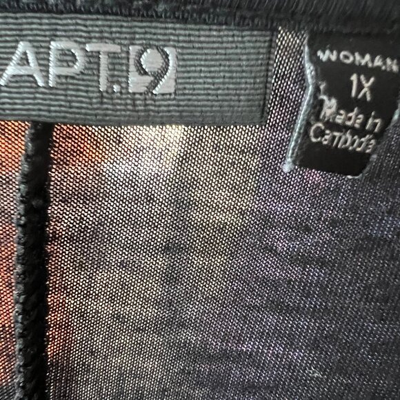 Apt. 9 Black Studded Top – Size 1X - Picture 6 of 6